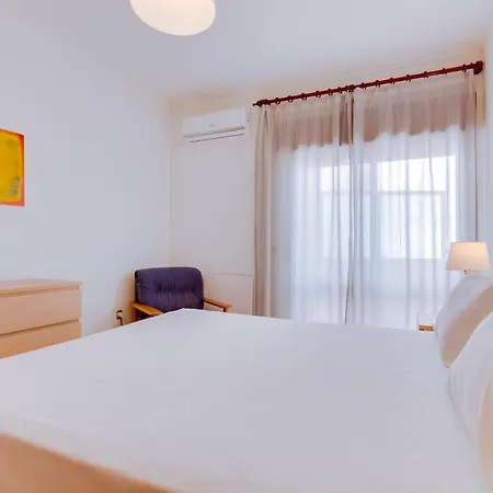 Al - Apartamento Infante Sagres Apartment