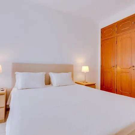 Al - Apartamento Infante Sagres Apartment