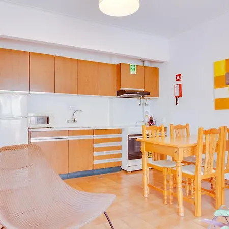 Al - Apartamento Infante Sagres Apartment *
